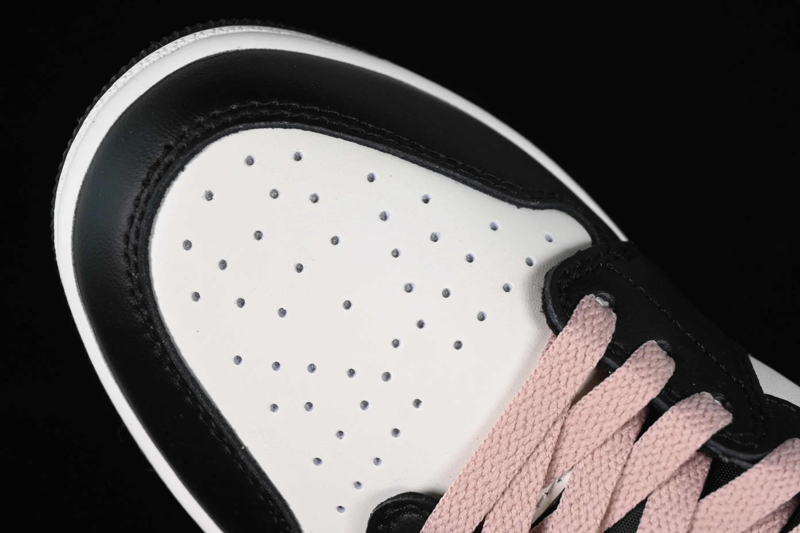 All categories Air Jordan Jordan series basketball shoes Air Jordan 1 Low Z version Air Jordan 1 Low AJ1 Joe 1 black rice red toe low-top cultural casual sneakers HF8828-100